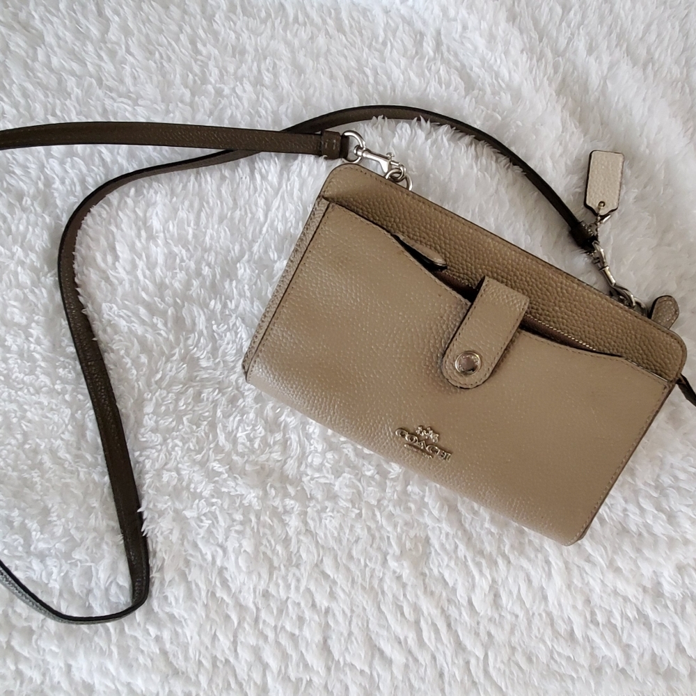 Coach crossbody clutch w/ wallet insert